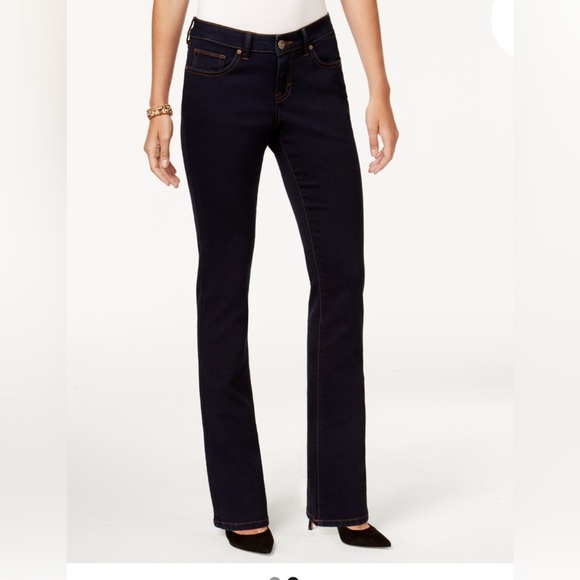 Women's Black Jeans - Picture 1 of 2